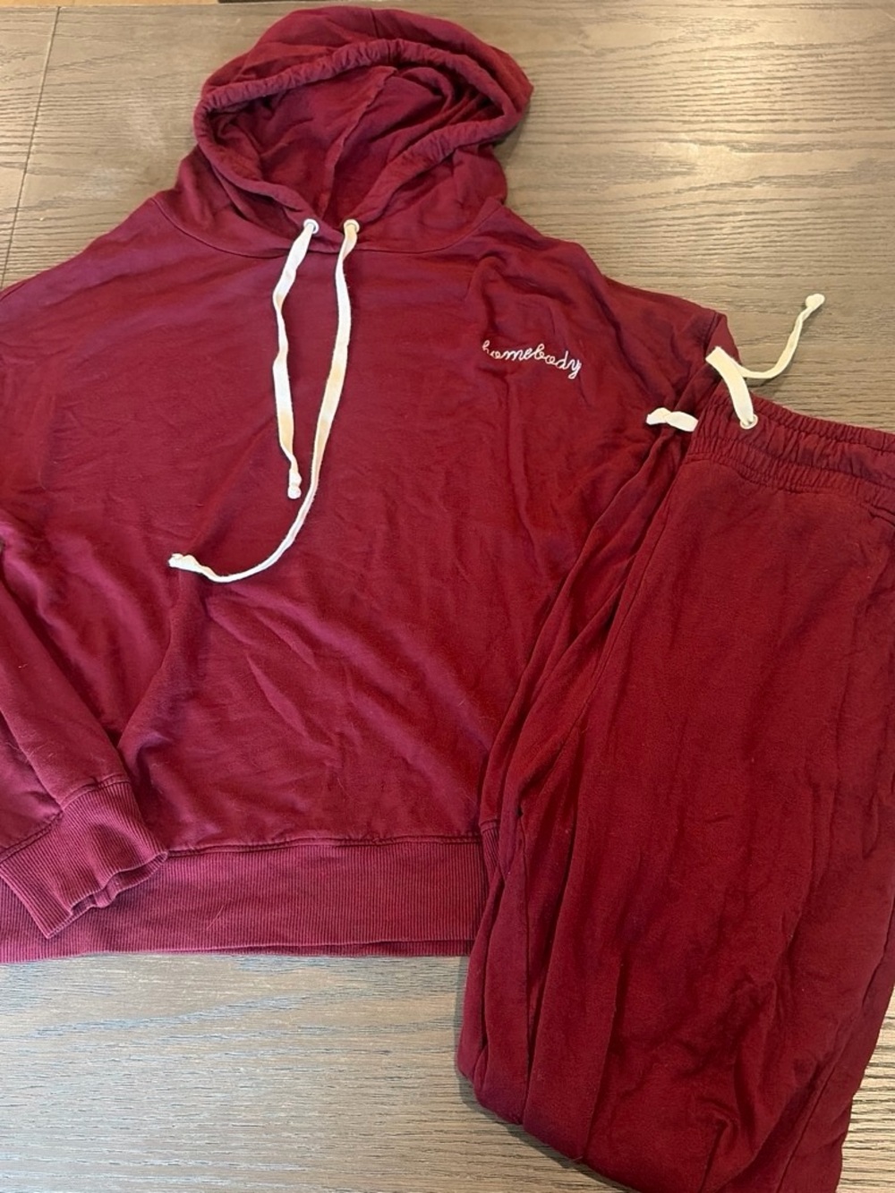 Magnolia by Jonna Gaines homebody Women's Maroon Hoodie & Jogger Set small